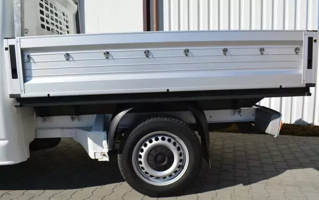 VOLKSWAGEN TRANSPORTER T6 DOKA NISKI PRZEBIEG 