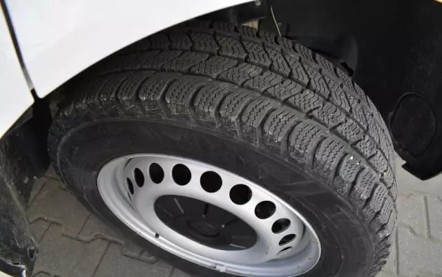 VOLKSWAGEN TRANSPORTER T6 DOKA NISKI PRZEBIEG 