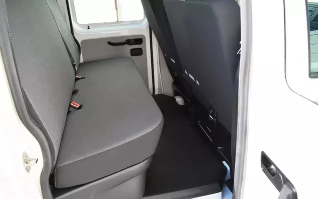 VOLKSWAGEN TRANSPORTER T6 DOKA NISKI PRZEBIEG 