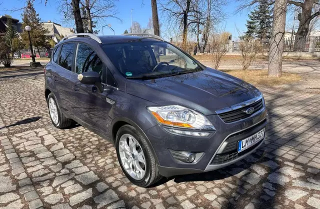 FORD Kuga 