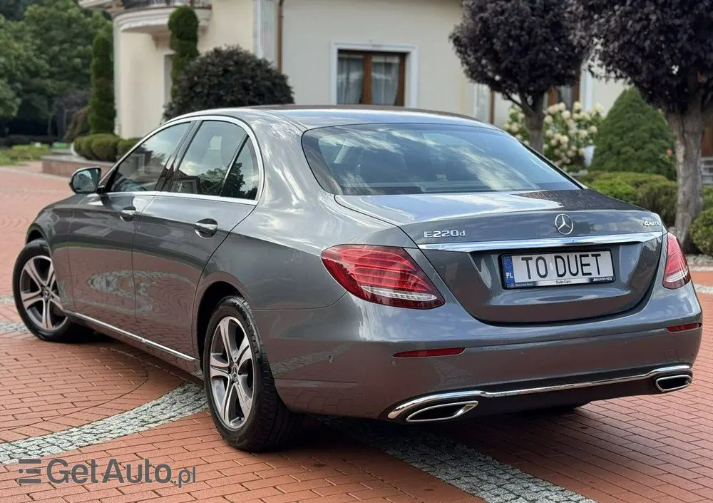 MERCEDES-BENZ Klasa E 