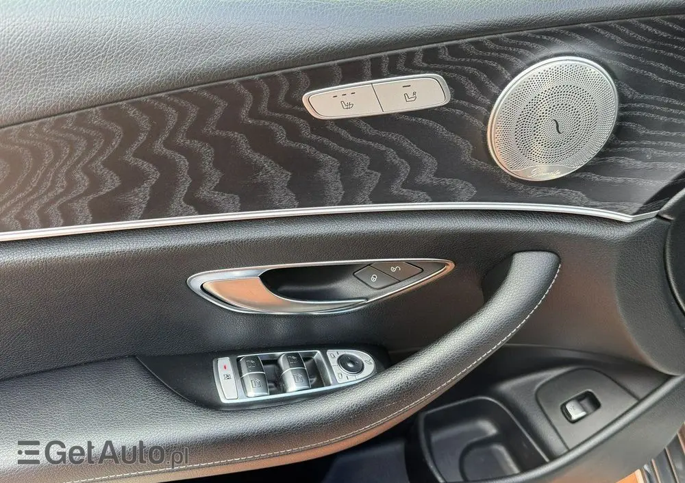 MERCEDES-BENZ Klasa E 