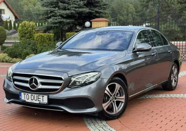 MERCEDES-BENZ Klasa E 