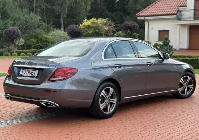 MERCEDES-BENZ Klasa E 