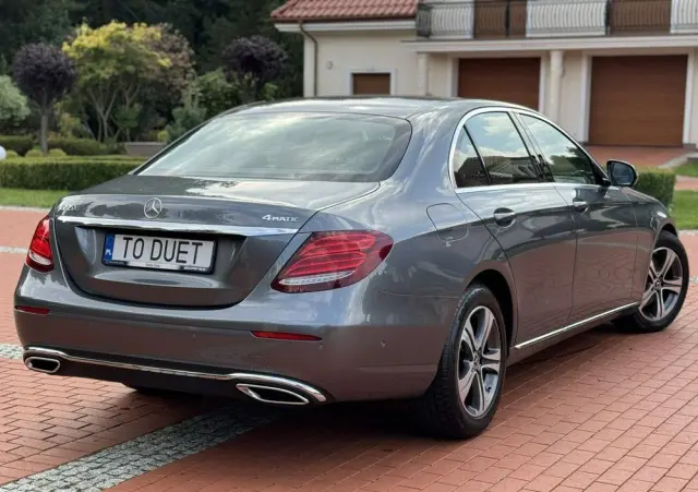 MERCEDES-BENZ Klasa E 