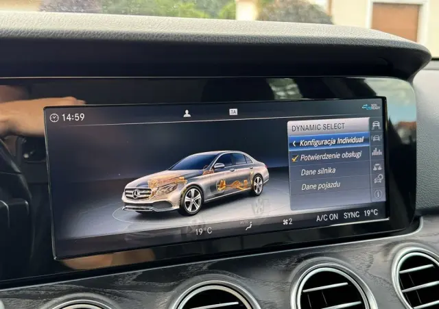 MERCEDES-BENZ Klasa E 