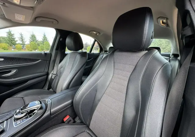 MERCEDES-BENZ Klasa E 