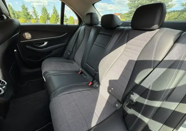 MERCEDES-BENZ Klasa E 