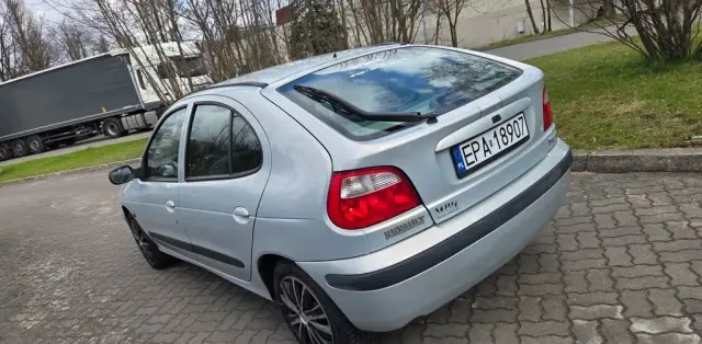RENAULT Megane 