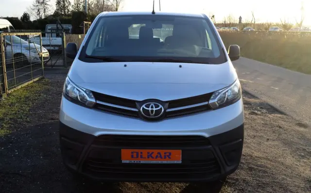TOYOTA Proace 