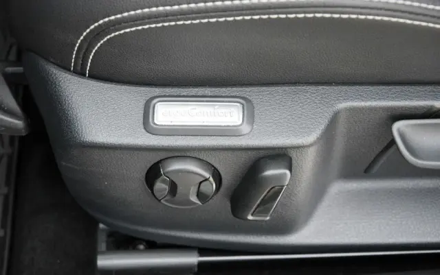 VOLKSWAGEN Passat 1.5 TSI EVO Elegance