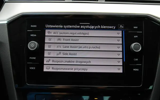 VOLKSWAGEN Passat 1.5 TSI EVO Elegance