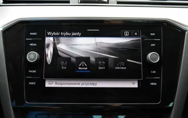 VOLKSWAGEN Passat 1.5 TSI EVO Elegance