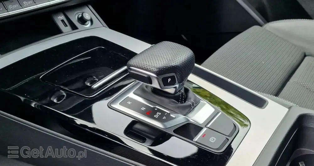 AUDI Q5 35 TDI S tronic S line