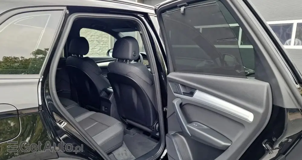 AUDI Q5 35 TDI S tronic S line