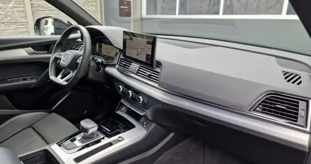 AUDI Q5 35 TDI S tronic S line