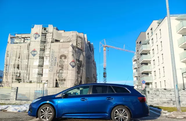 TOYOTA Avensis 2.0 Valvematic (152 KM) Multidrive S