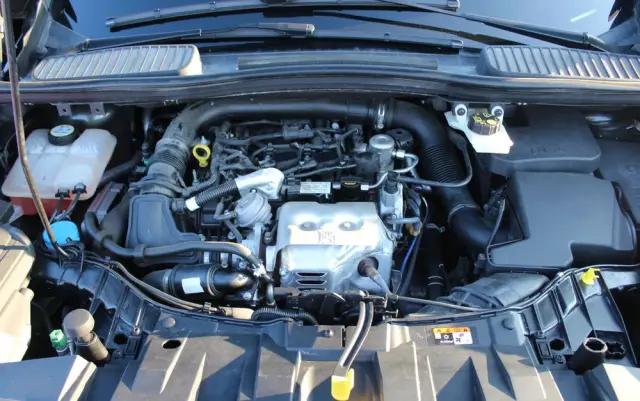 FORD C-MAX 1.0 EcoBoost Titanium ASS