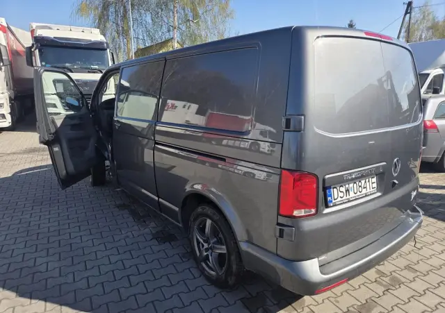VOLKSWAGEN TRANSPORTER 2,0 TDI *DSG * NAVI * KAMERA 