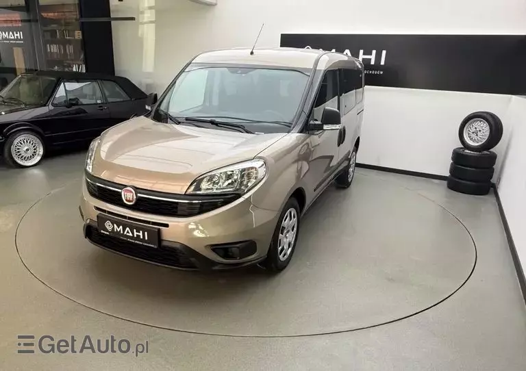 FIAT Doblo 1.4 16V Start&Stopp MyLife Family