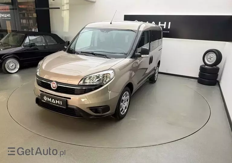 FIAT Doblo 1.4 16V Start&Stopp MyLife Family