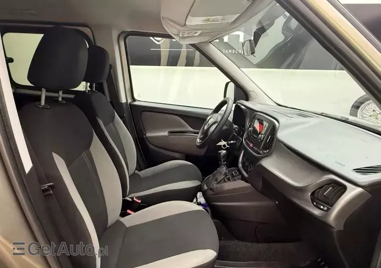 FIAT Doblo 1.4 16V Start&Stopp MyLife Family