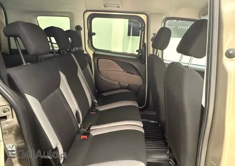 FIAT Doblo 1.4 16V Start&Stopp MyLife Family