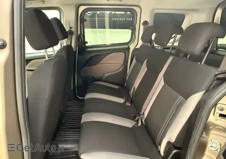 FIAT Doblo 1.4 16V Start&Stopp MyLife Family