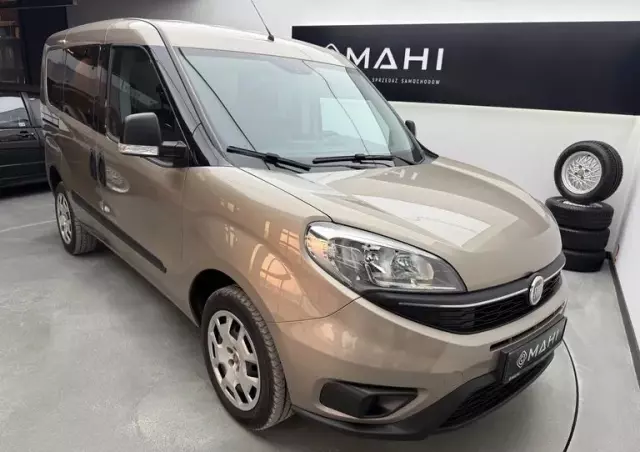 FIAT Doblo 1.4 16V Start&Stopp MyLife Family