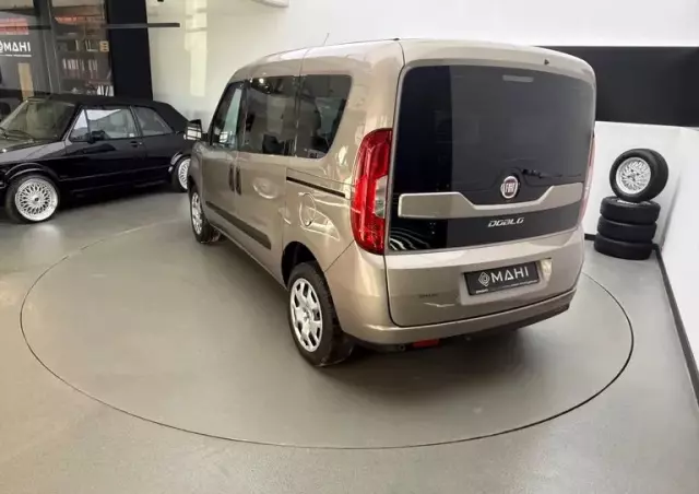 FIAT Doblo 1.4 16V Start&Stopp MyLife Family