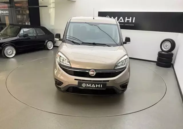 FIAT Doblo 1.4 16V Start&Stopp MyLife Family