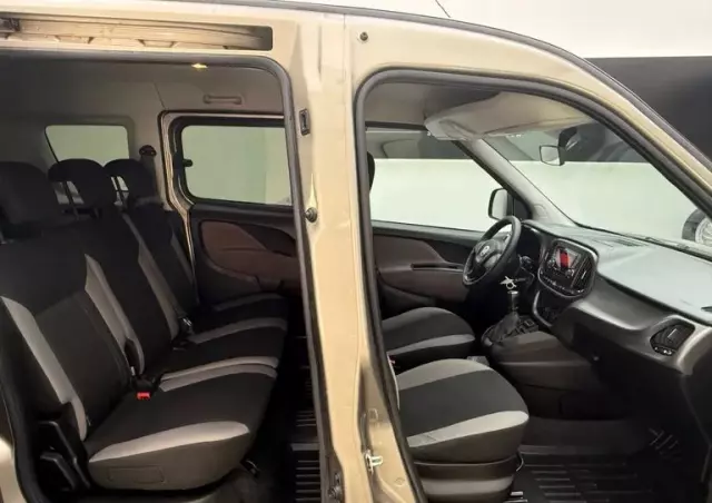 FIAT Doblo 1.4 16V Start&Stopp MyLife Family