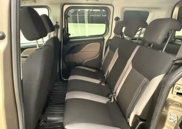 FIAT Doblo 1.4 16V Start&Stopp MyLife Family