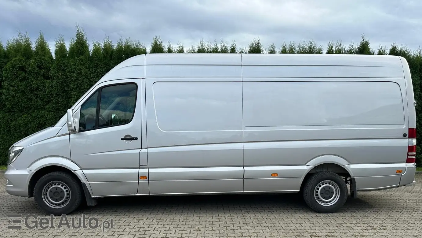 MERCEDES-BENZ Sprinter 319