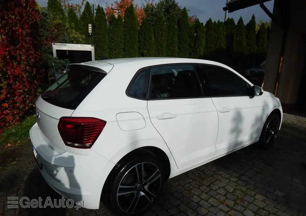 VOLKSWAGEN Polo 1.0 TSI Trendline