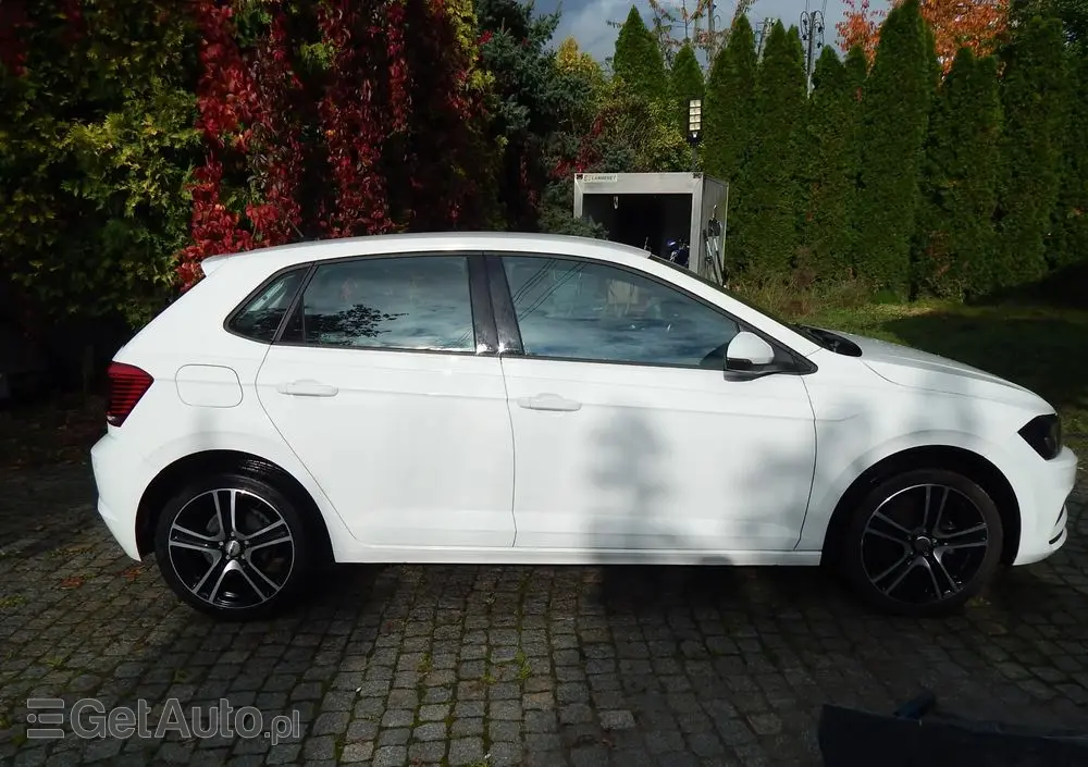 VOLKSWAGEN Polo 1.0 TSI Trendline