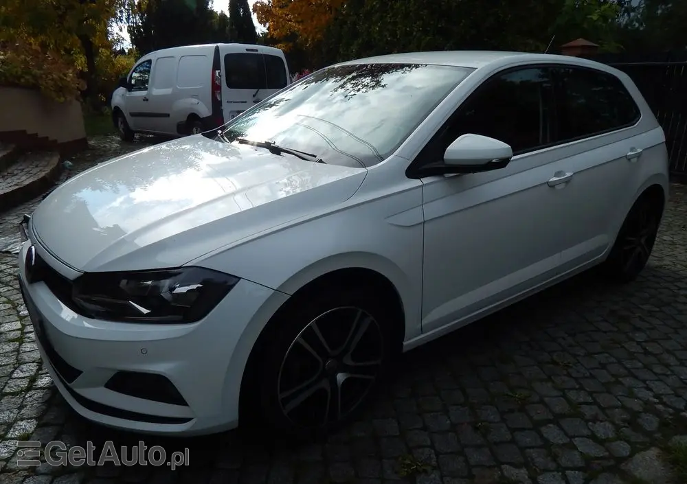 VOLKSWAGEN Polo 1.0 TSI Trendline