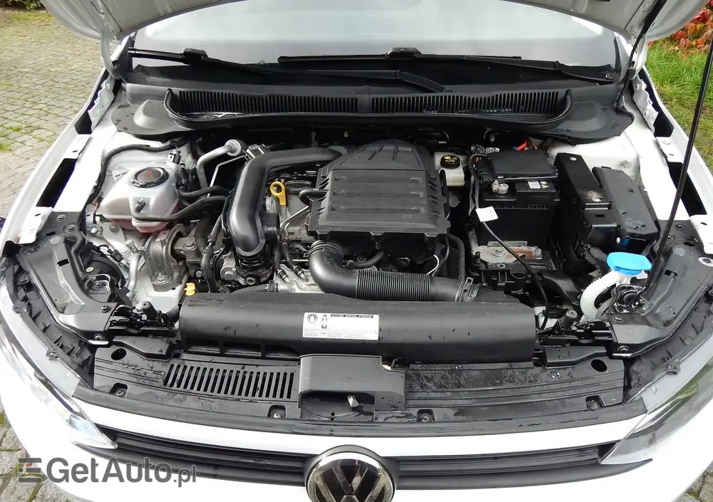 VOLKSWAGEN Polo 1.0 TSI Trendline
