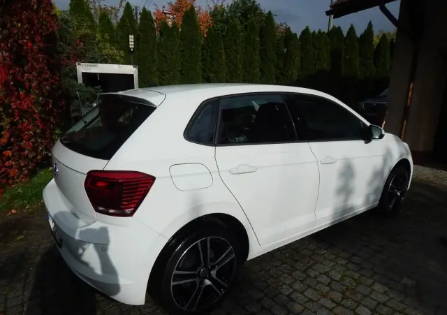 VOLKSWAGEN Polo 1.0 TSI Trendline