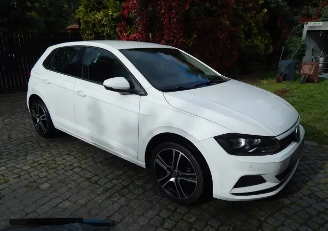 VOLKSWAGEN Polo 1.0 TSI Trendline