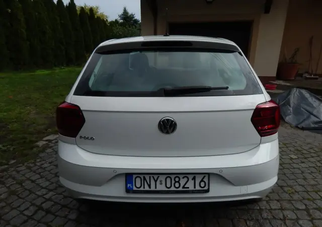 VOLKSWAGEN Polo 1.0 TSI Trendline
