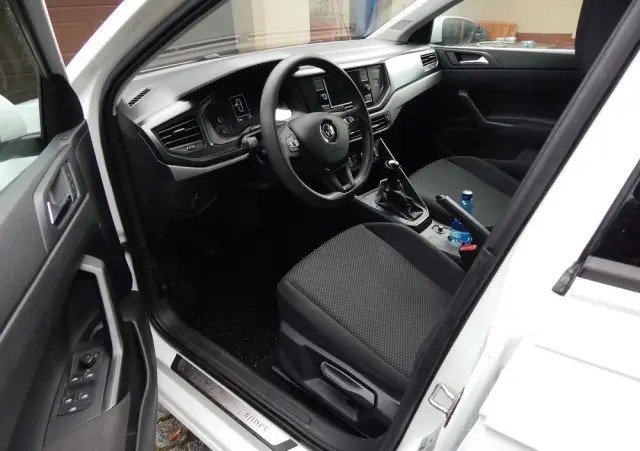 VOLKSWAGEN Polo 1.0 TSI Trendline