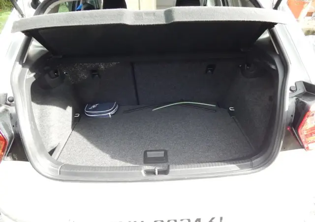 VOLKSWAGEN Polo 1.0 TSI Trendline