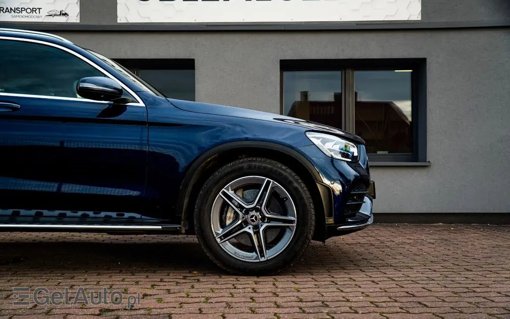 MERCEDES-BENZ GLC 220 d 4-Matic