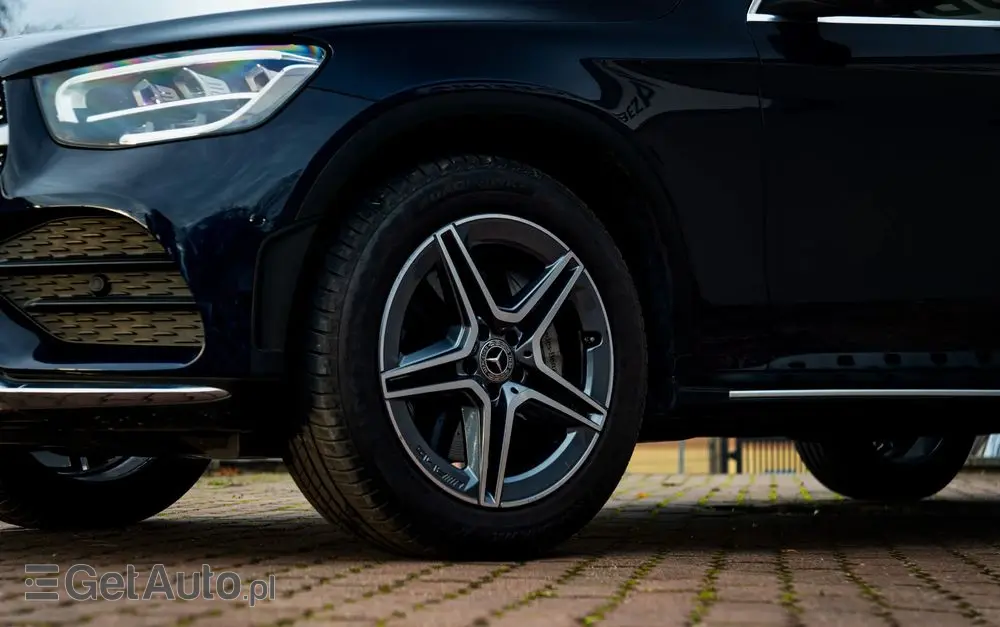 MERCEDES-BENZ GLC 220 d 4-Matic
