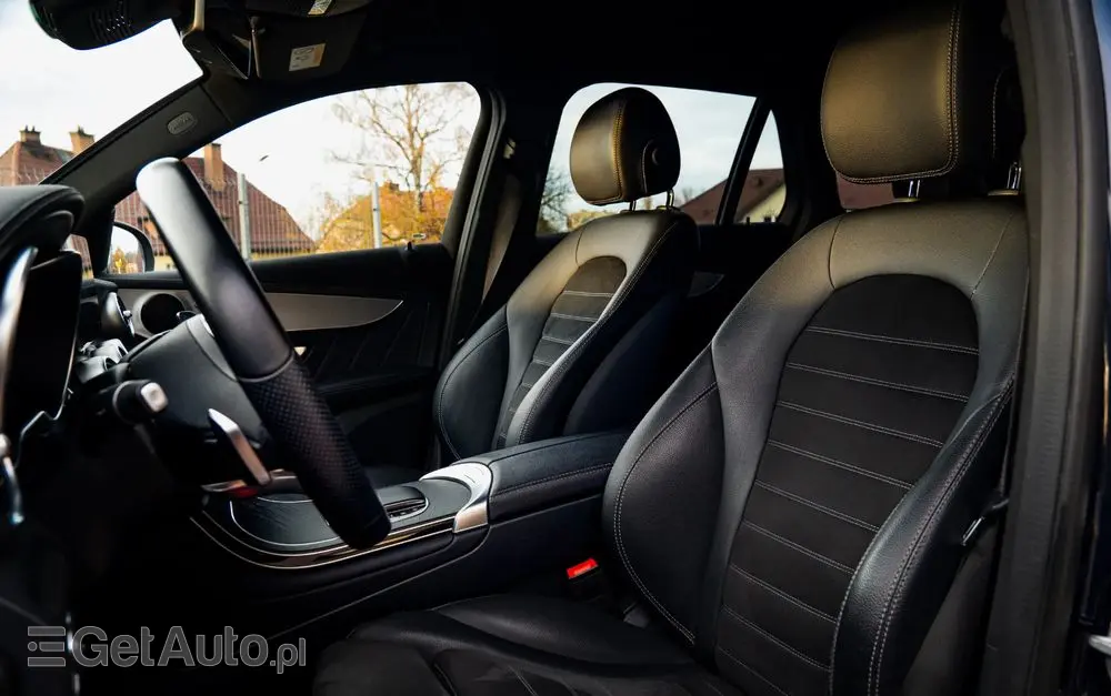 MERCEDES-BENZ GLC 220 d 4-Matic