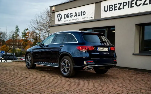 MERCEDES-BENZ GLC 220 d 4-Matic