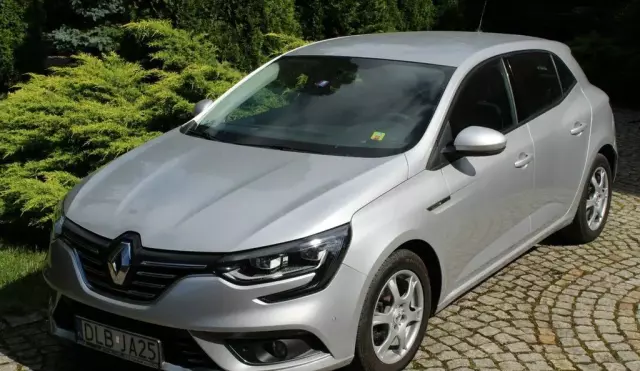 RENAULT Megane 