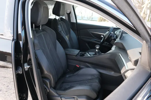 PEUGEOT 3008 Crossway 150 S&S