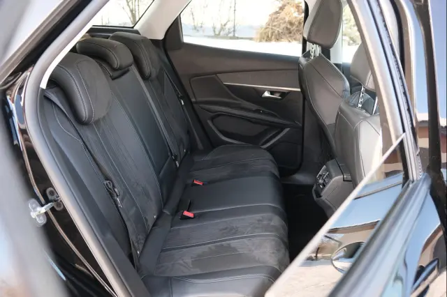 PEUGEOT 3008 Crossway 150 S&S